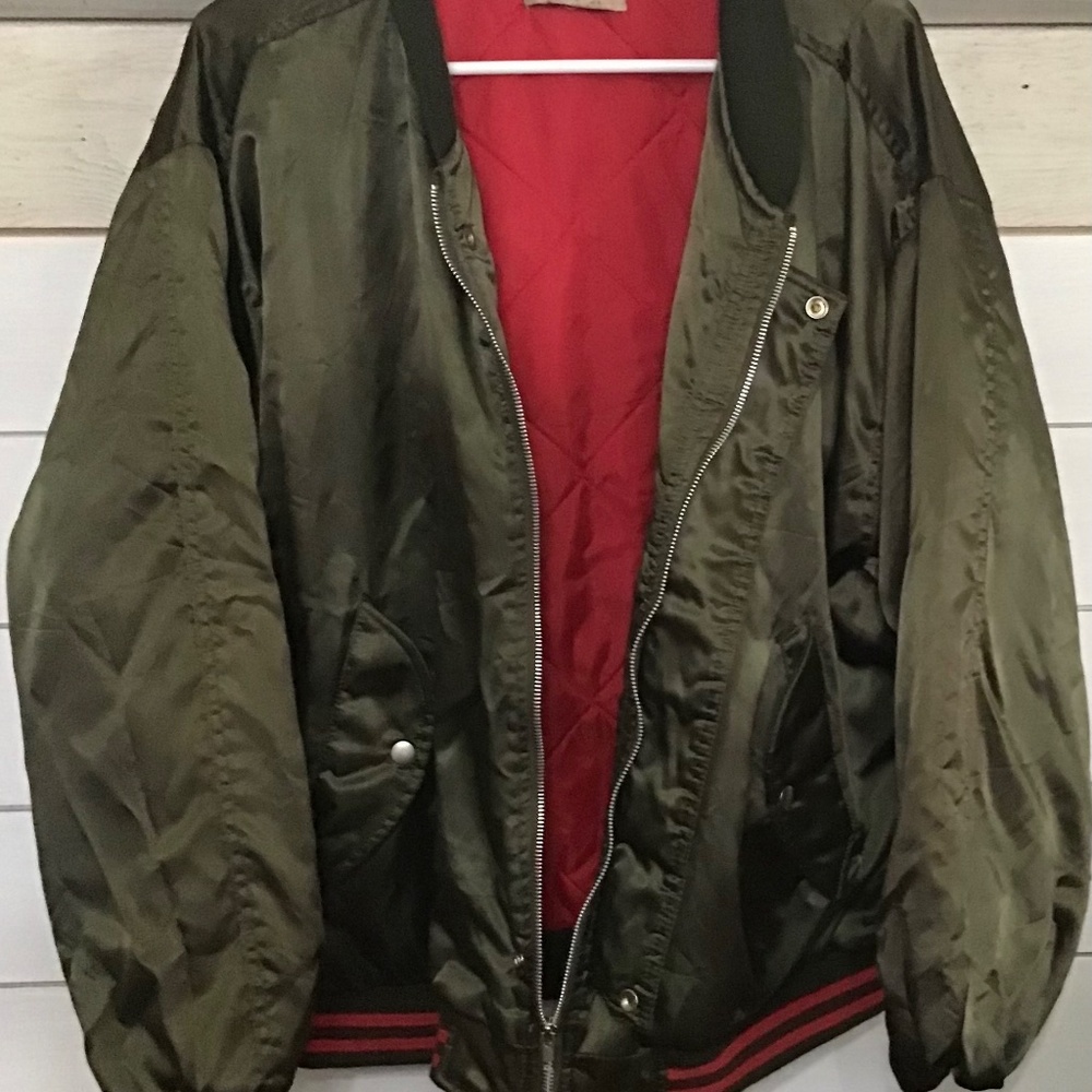 Weekendo Varsity Style Jacket - Picture 2 of 9
